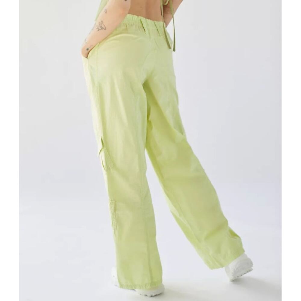 BDG Urban Outfitters NWOT Lime Y2K Low Rise Baggy Wide Leg Cotton Cargo Pant - Picture 4 of 11